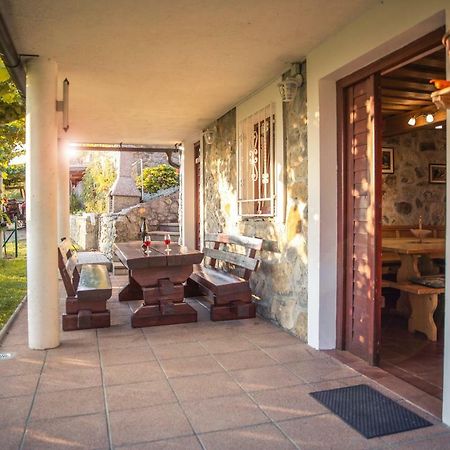 Vineyard Cottage Urban Mirna Екстер'єр фото